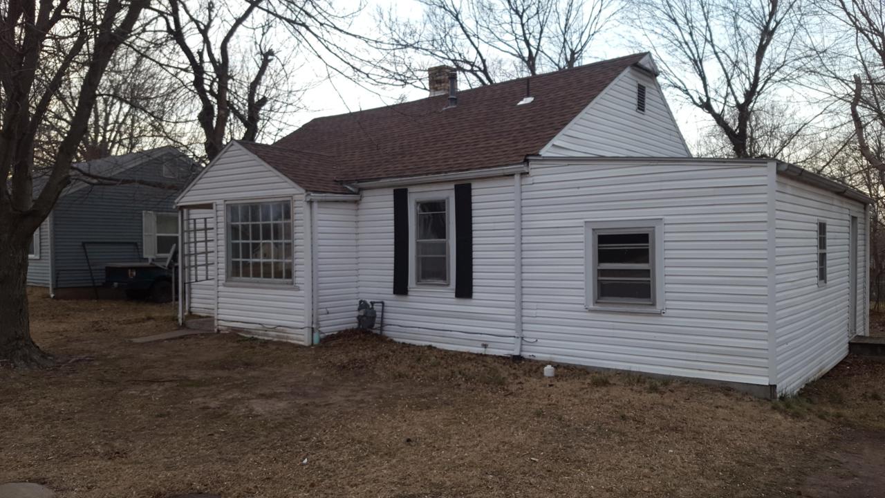 315 Sloan Street - Photo 1