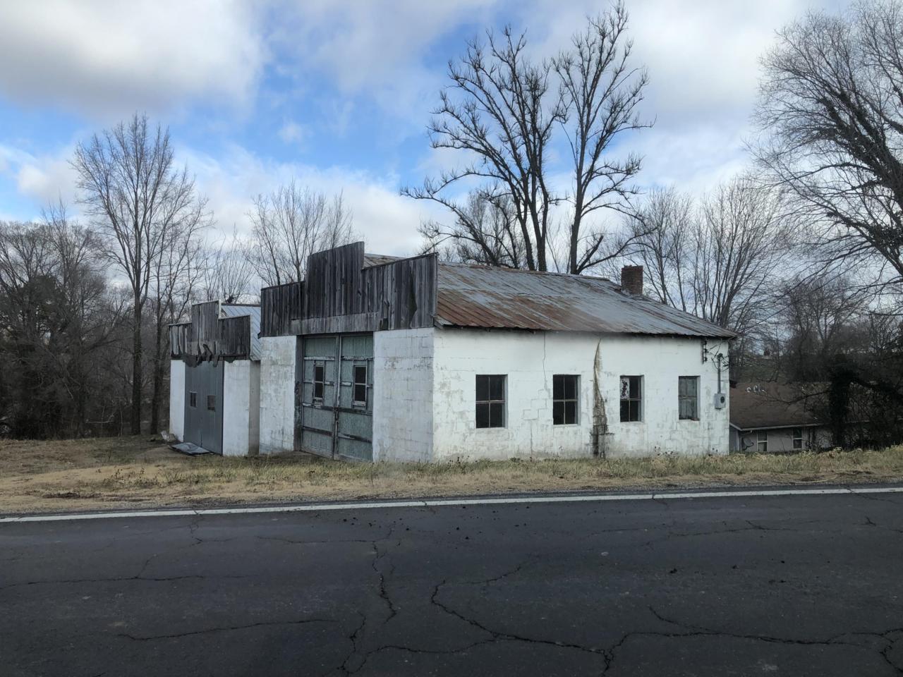 100 14 Highway - Photo 1