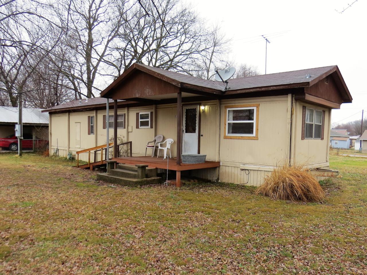 211 Comanche Street - Photo 1