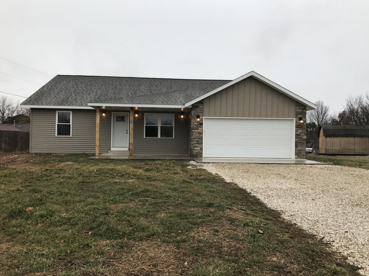 210 Ashley Street - Photo 1