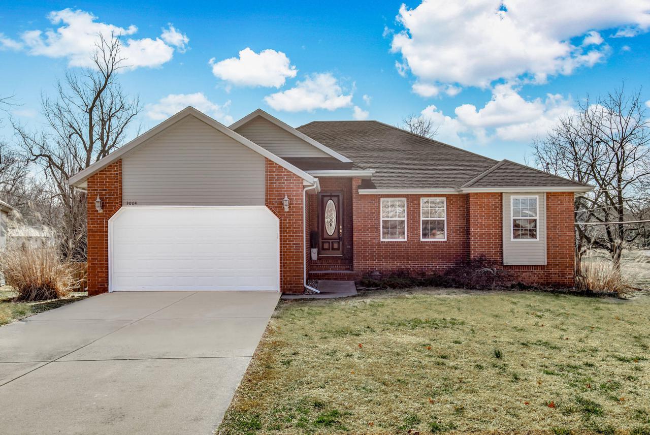 3004 Eastmoor Court - Photo 1