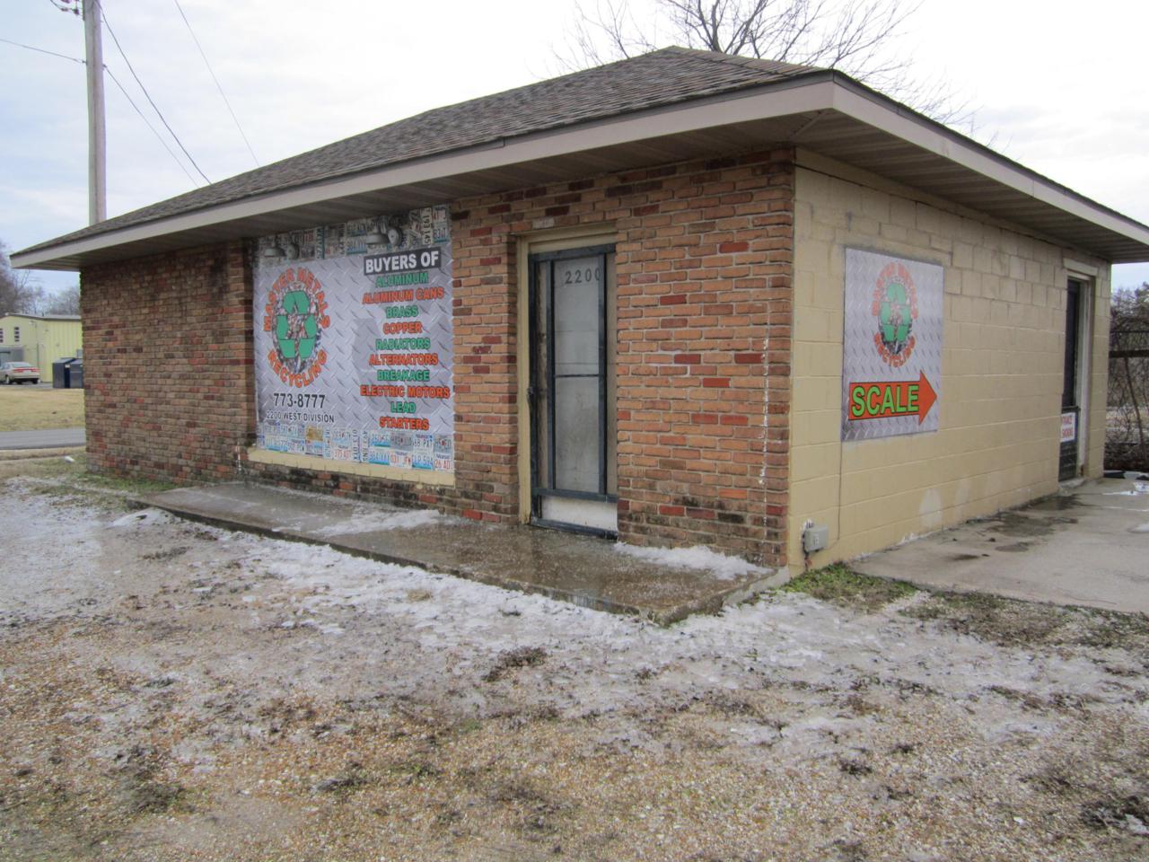 2200 Division Street - Photo 1