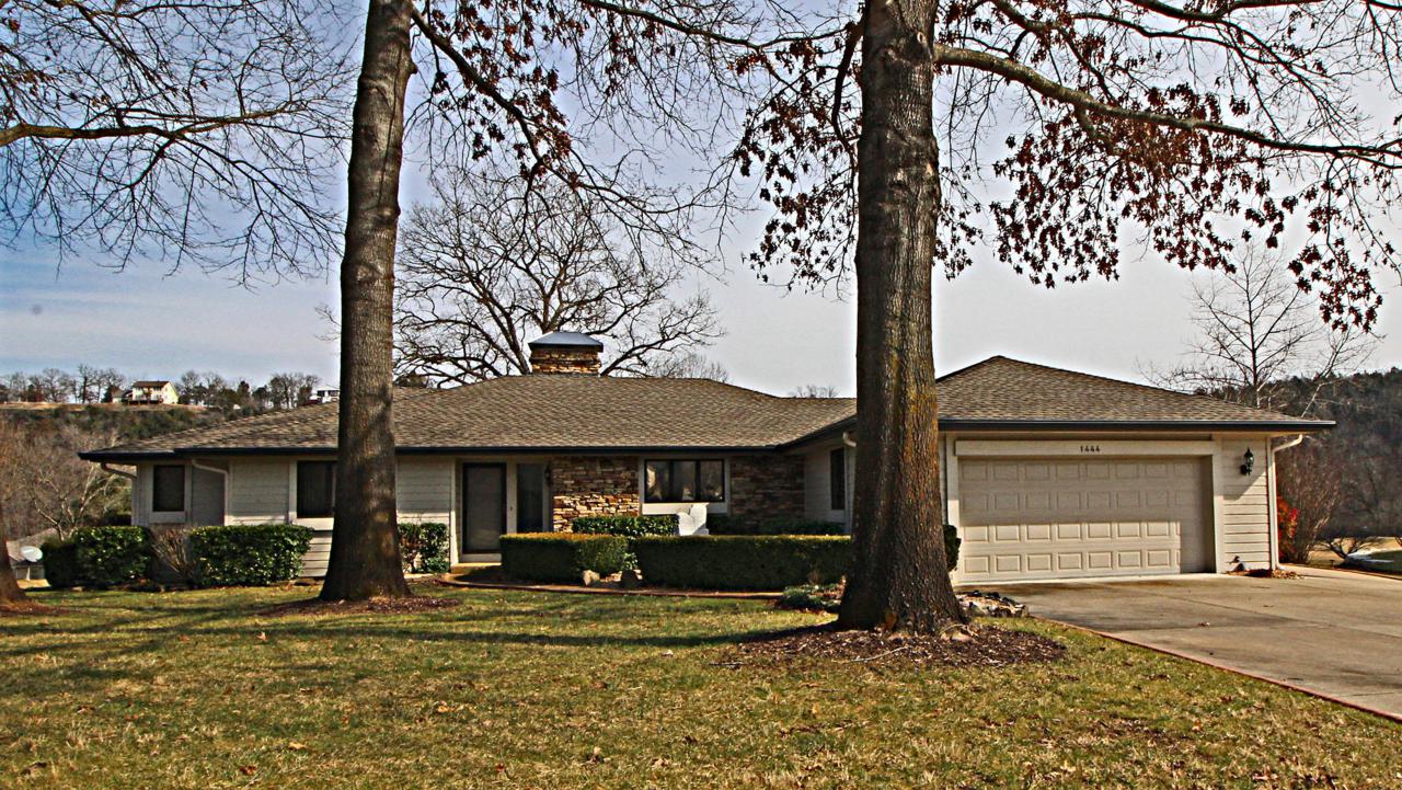 1444 Pointe Royale Drive - Photo 1
