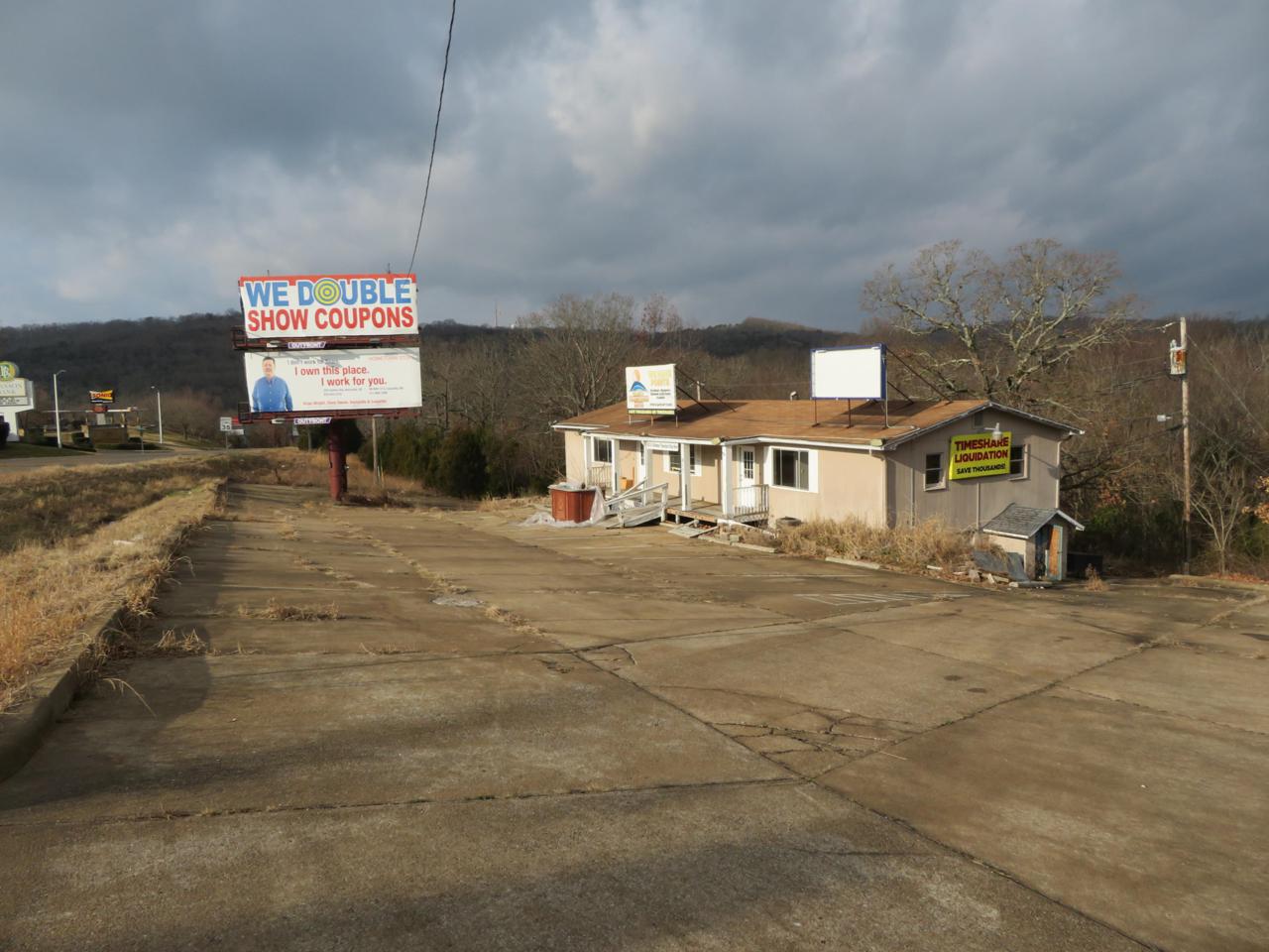 817 State Hwy 165 - Photo 1