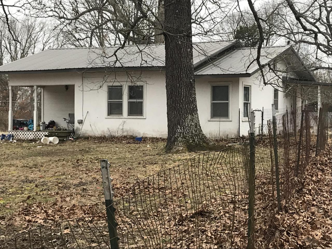 707 Loop Street - Photo 1