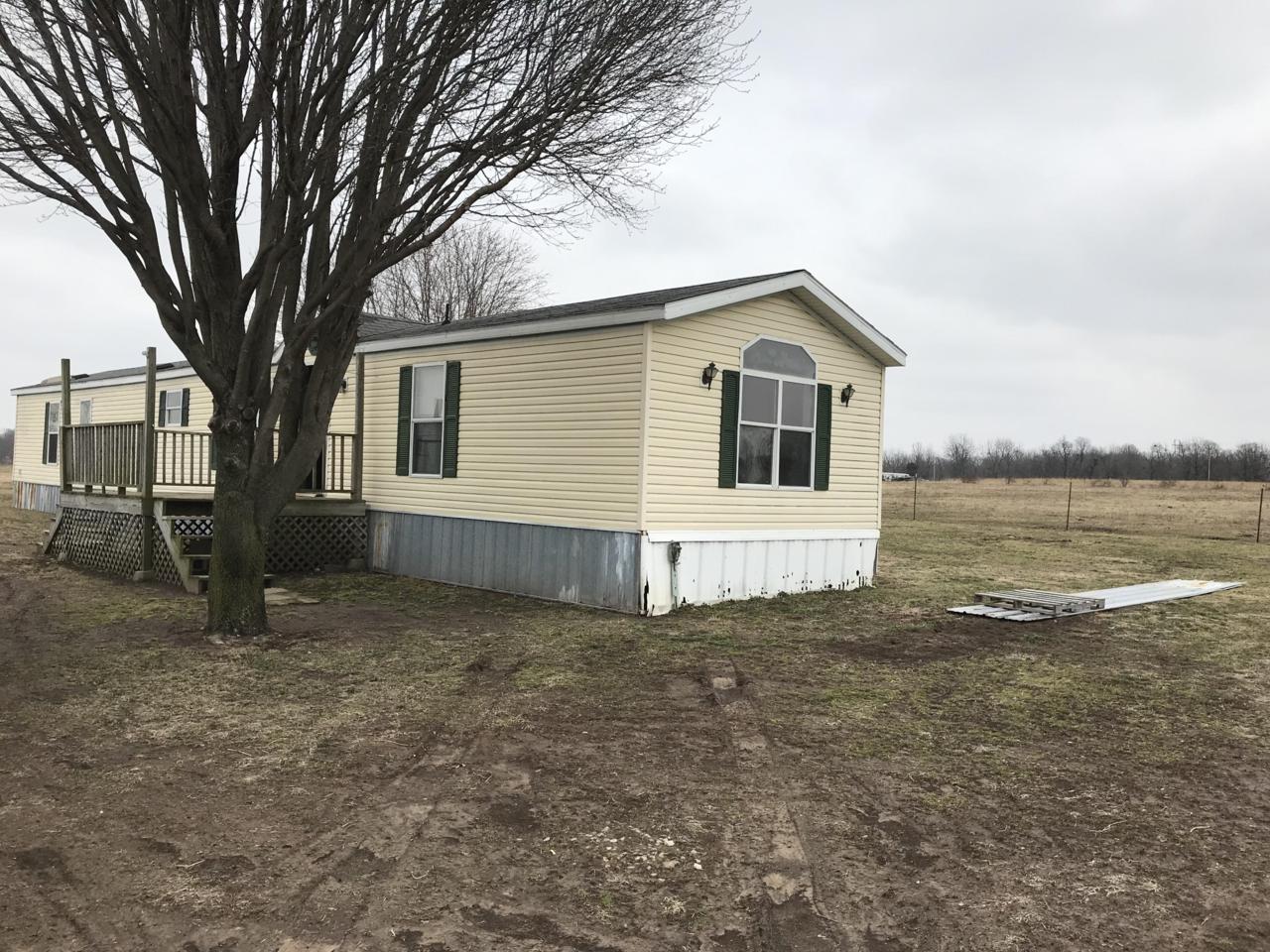 16852 Lawrence 1200 - Photo 1