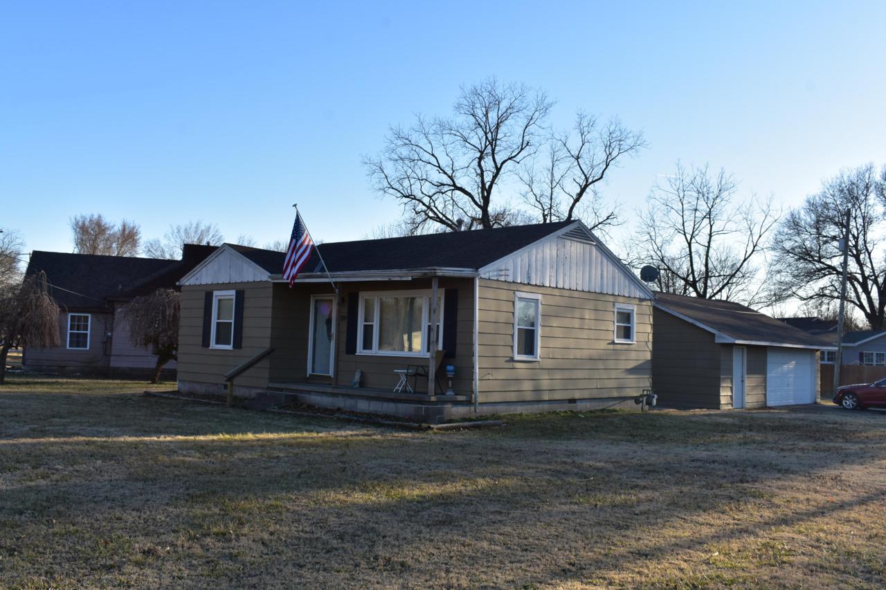 509 Cayuga - Photo 1