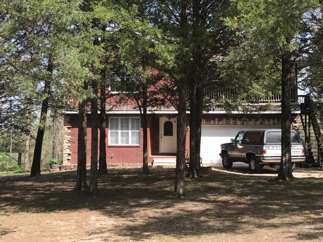 115 Whispering Oaks - Photo 1