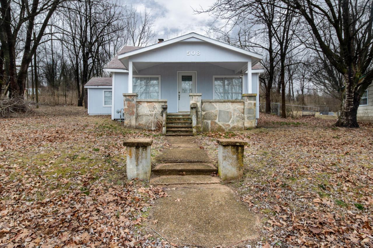 508 Graham Street - Photo 1