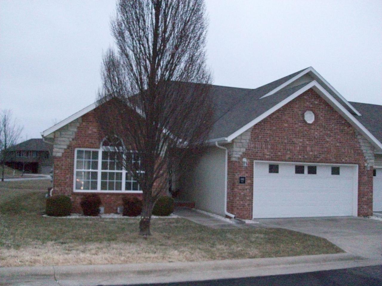 1382 Sandy Creek Circle - Photo 1