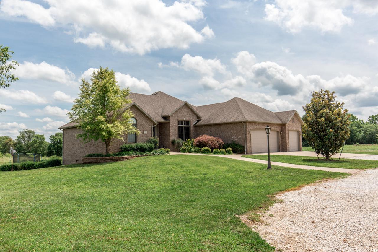10390 Jay Bee Lane - Photo 1