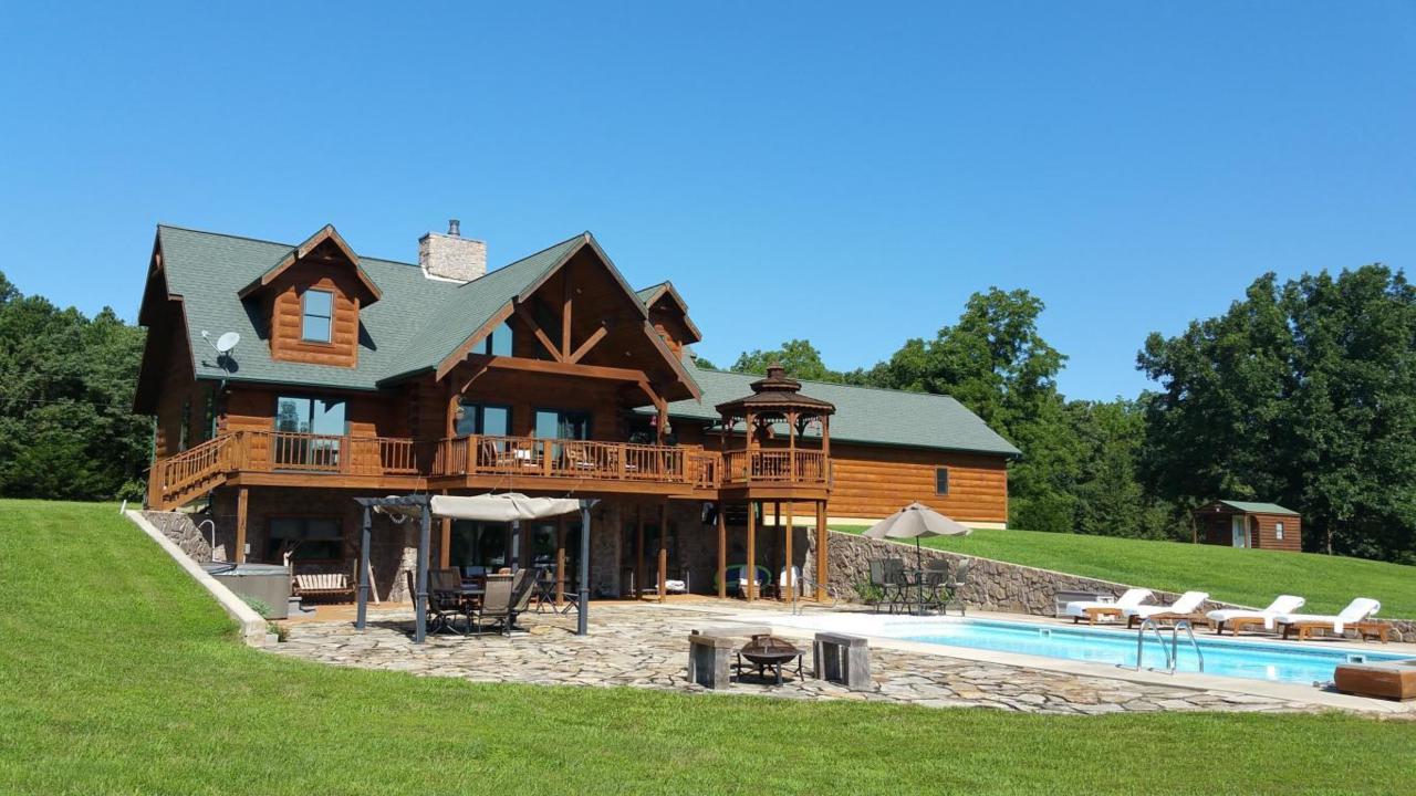 11220 Howard Lane - Photo 1