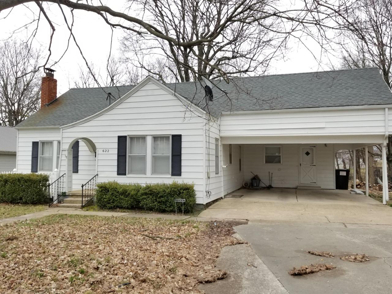 622 Lillian Avenue - Photo 1