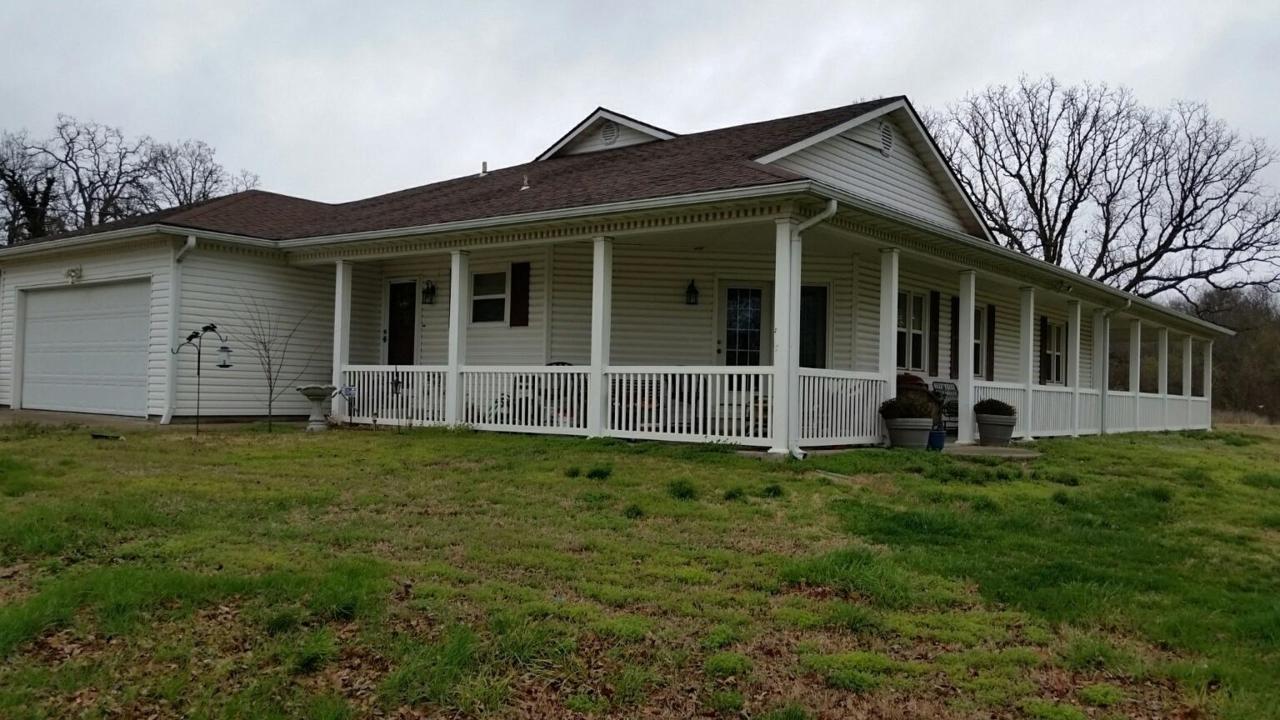 2757 Lone Elm Avenue - Photo 1