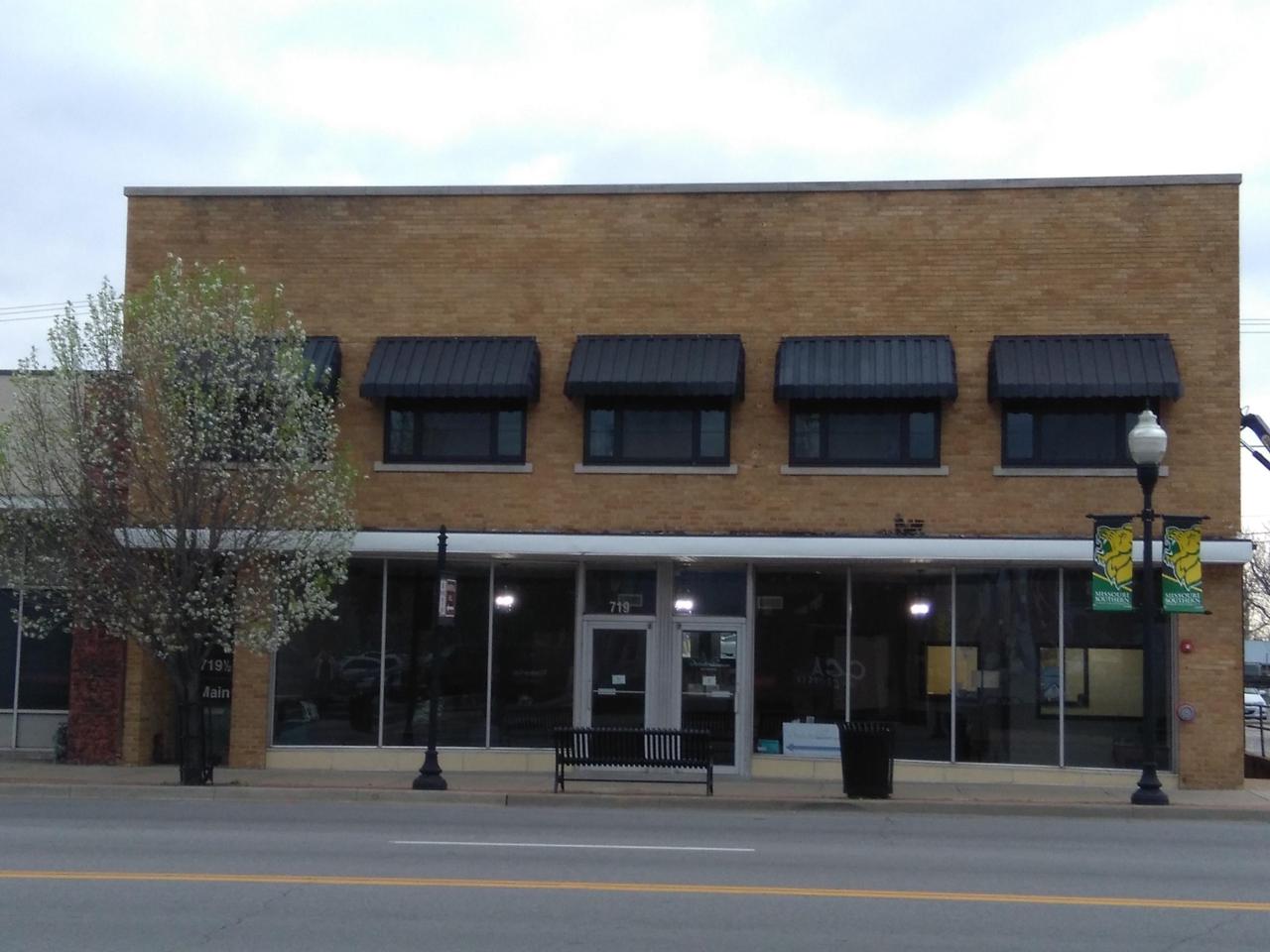 719 Main Street - Photo 1