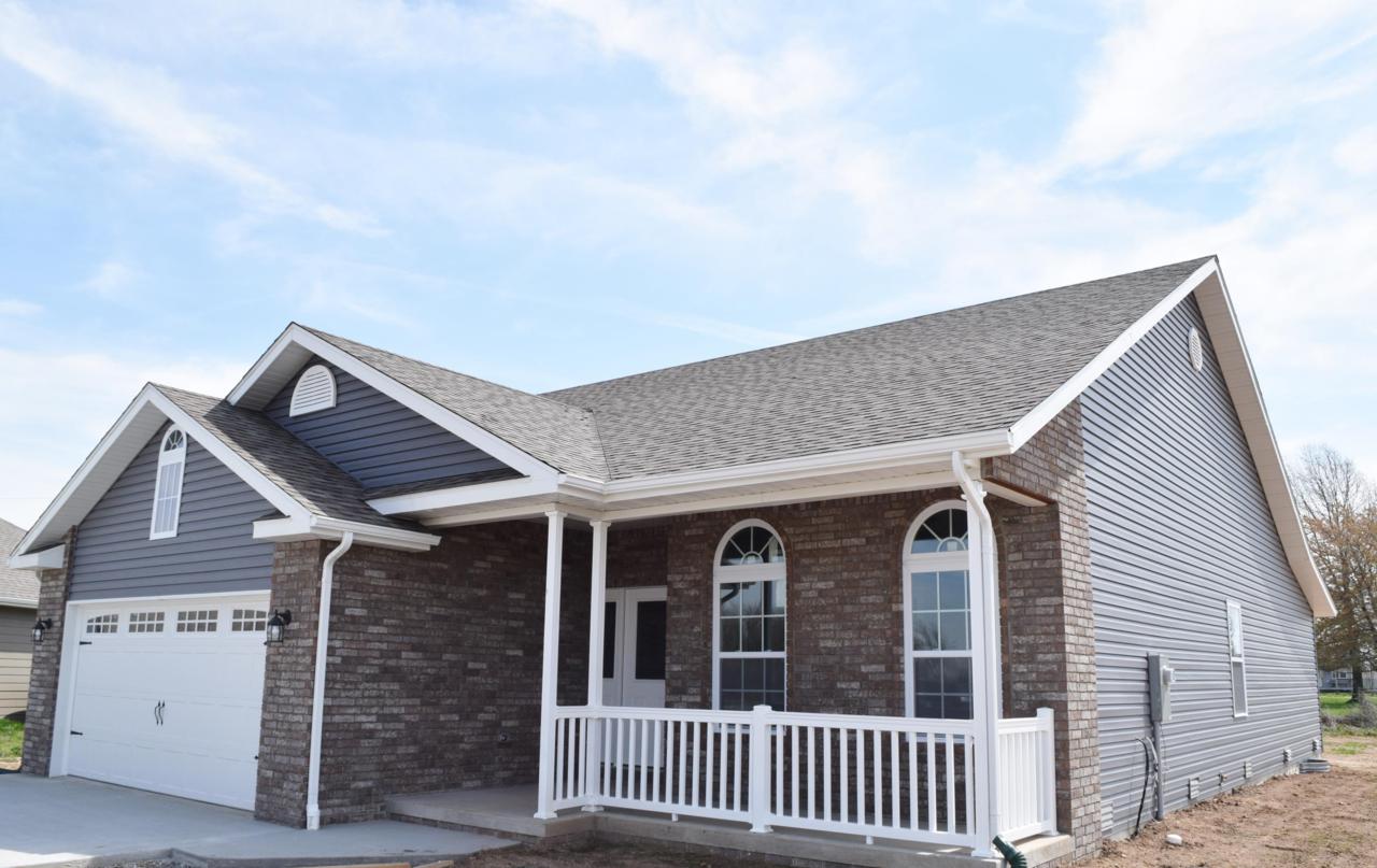 2512 Vista Court - Photo 1