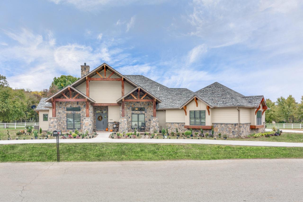 1624 Liam Street - Photo 1