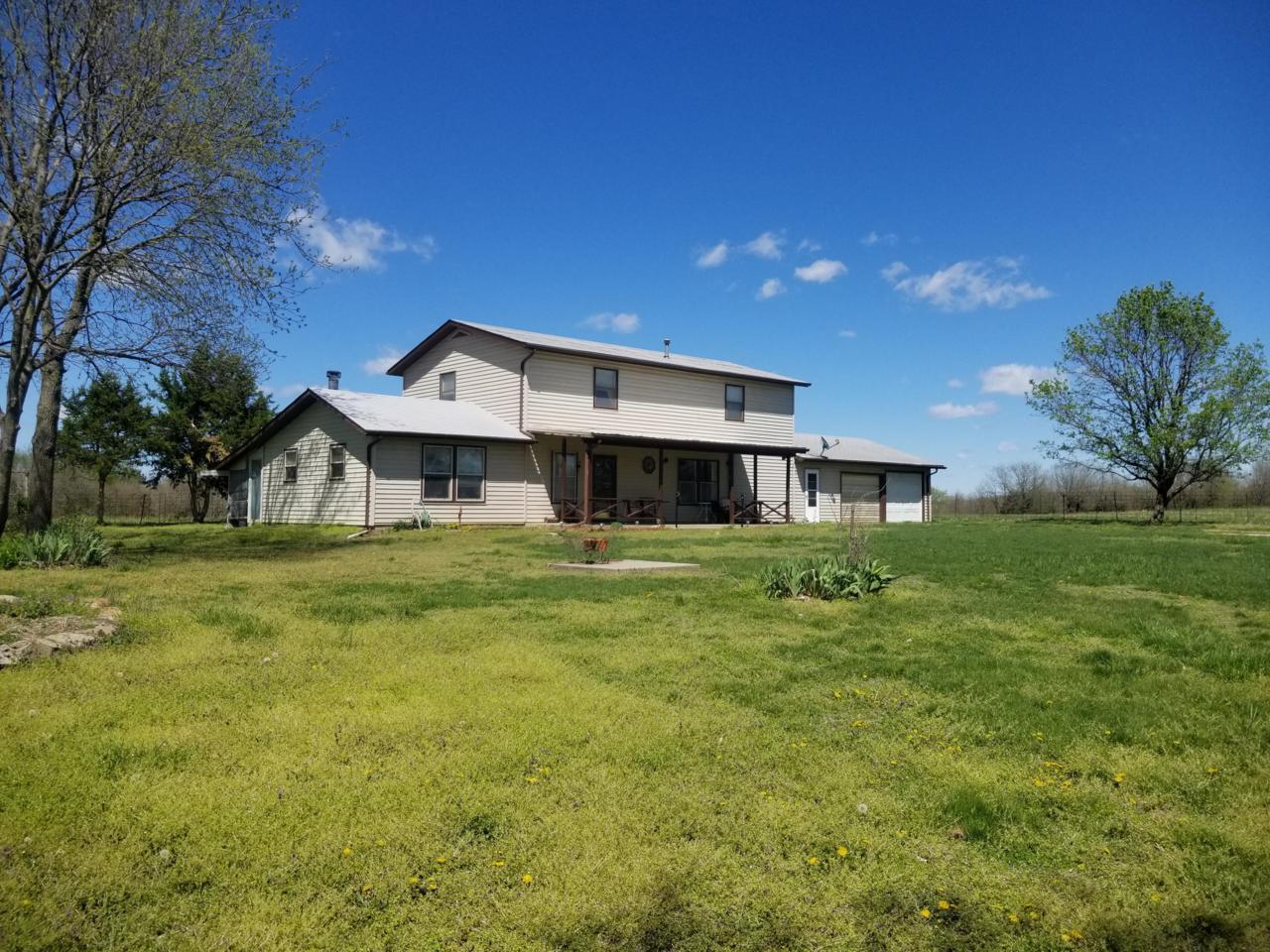 20225 725 Road - Photo 1