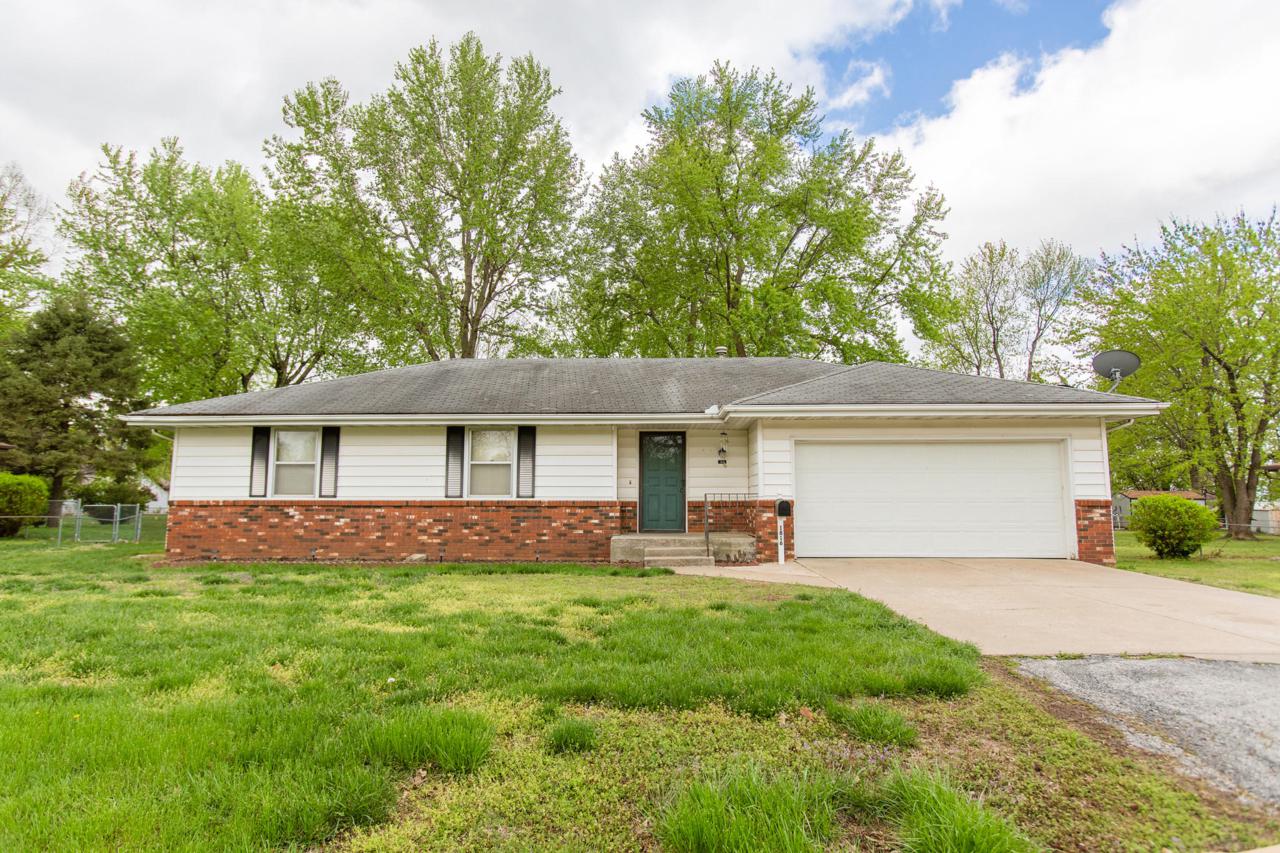 1816 Cherokee Street - Photo 1
