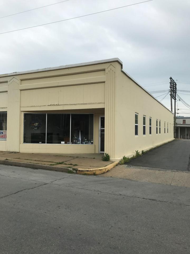 108 Hickory Street - Photo 1