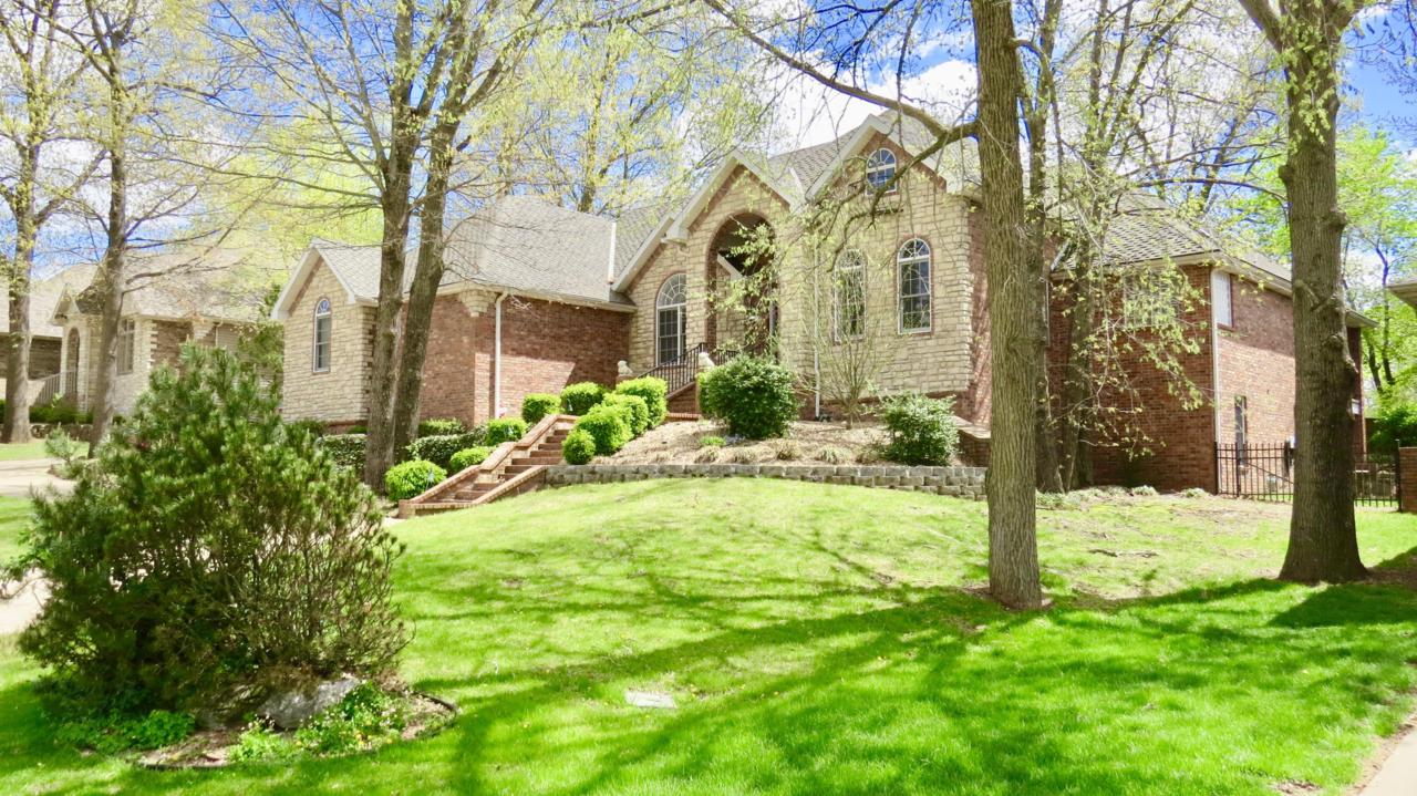 846 Doubletree Lane - Photo 1