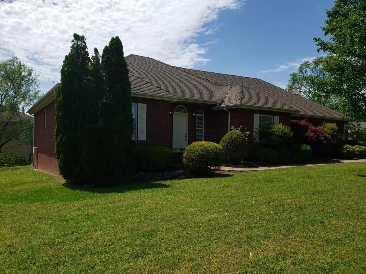 132 Royale Circle - Photo 1