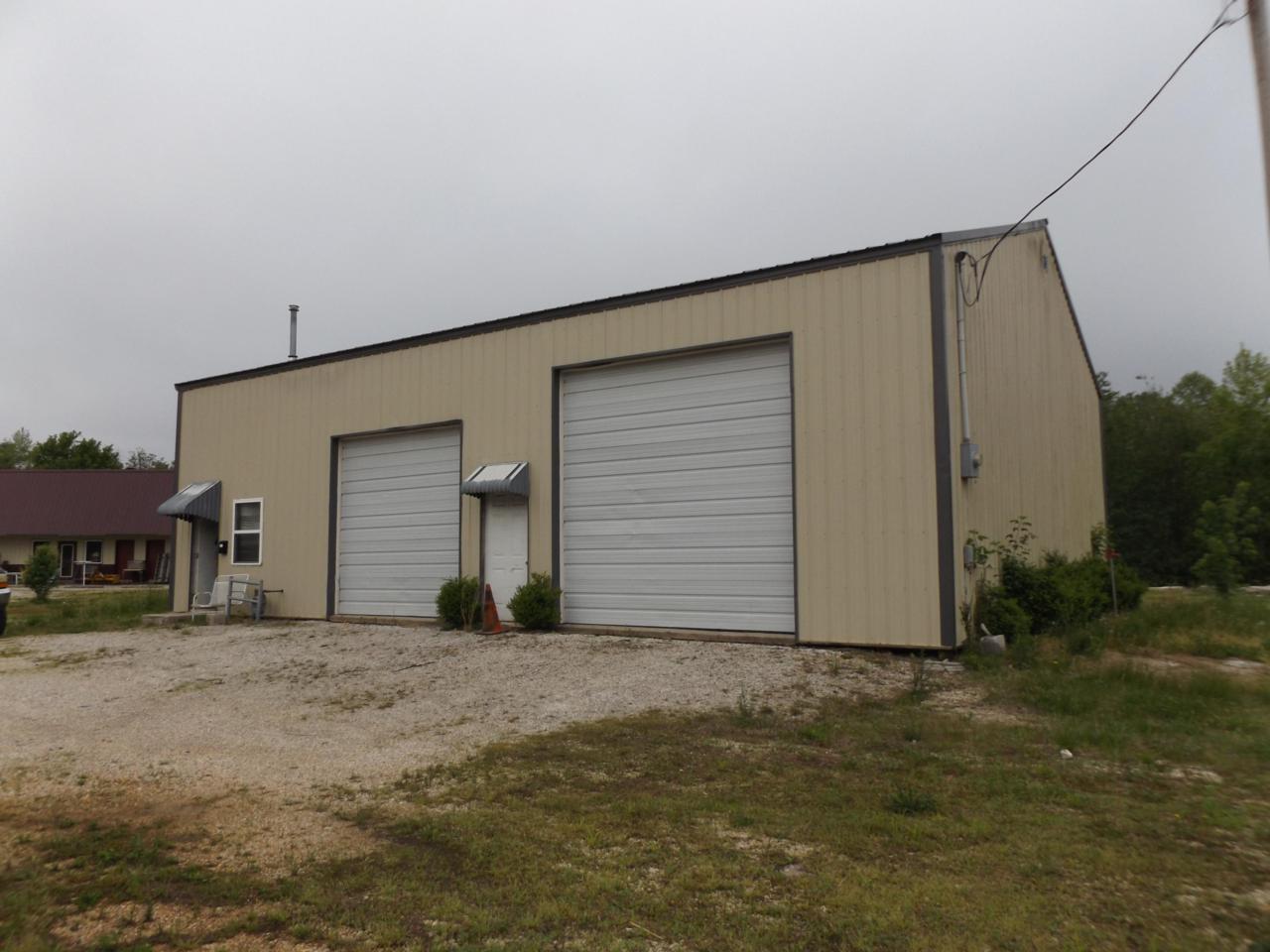 1196 College Street - Photo 1