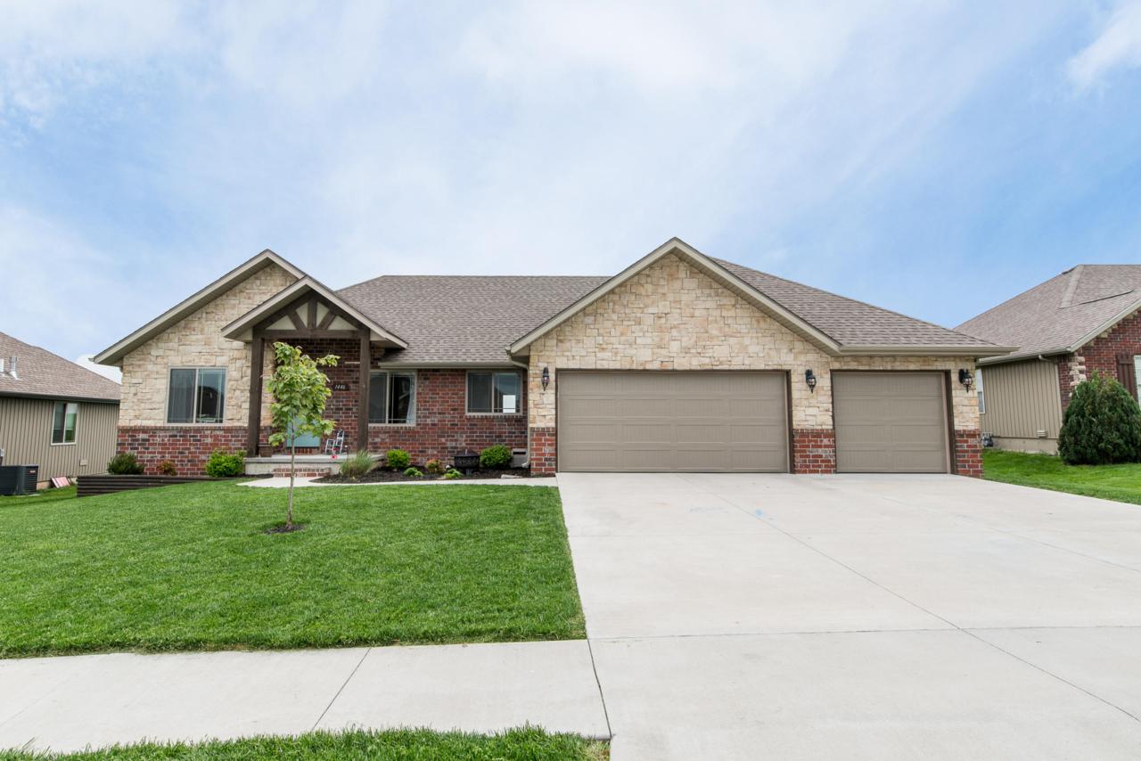 1446 Antietam Road - Photo 1