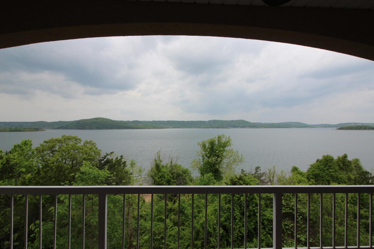 700 Emerald Point Drive - Photo 1