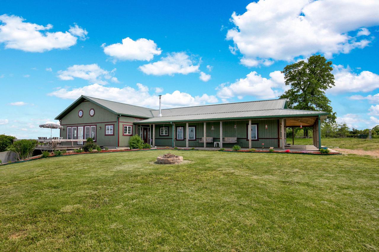 23301 Farm Road 2040 - Photo 1