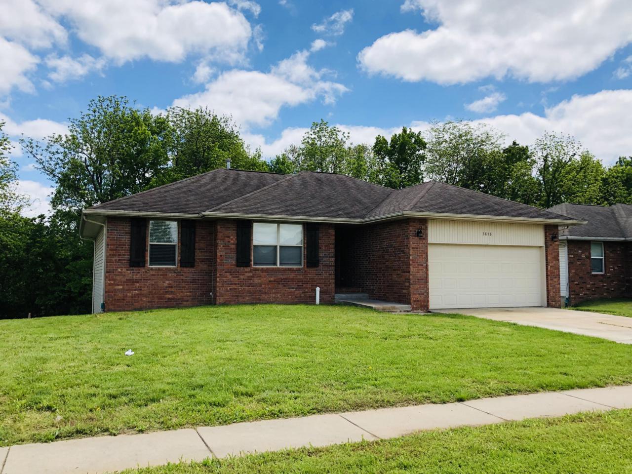 3858 Roxbury Street - Photo 1