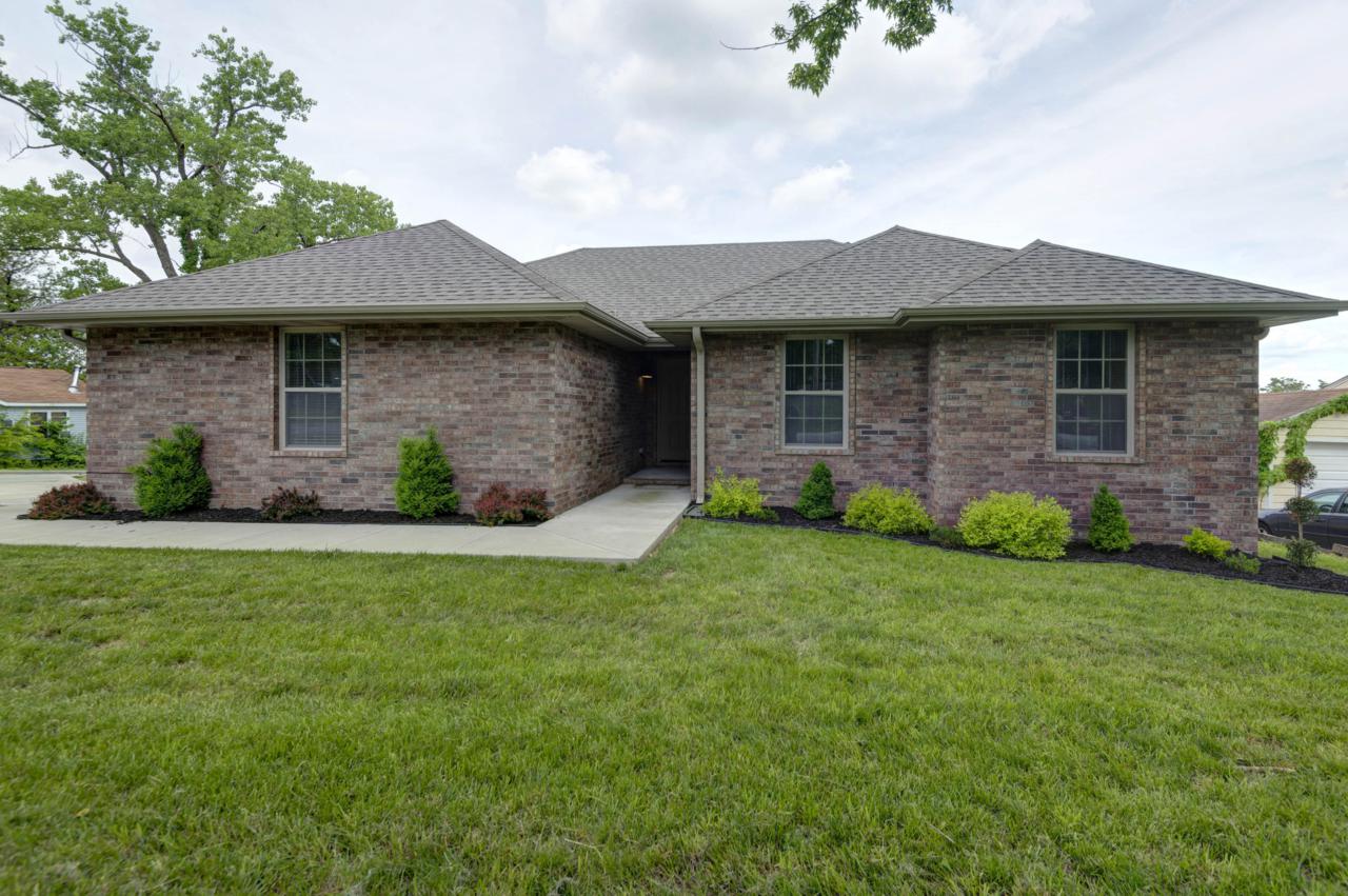 3320 Beaumont Court - Photo 1