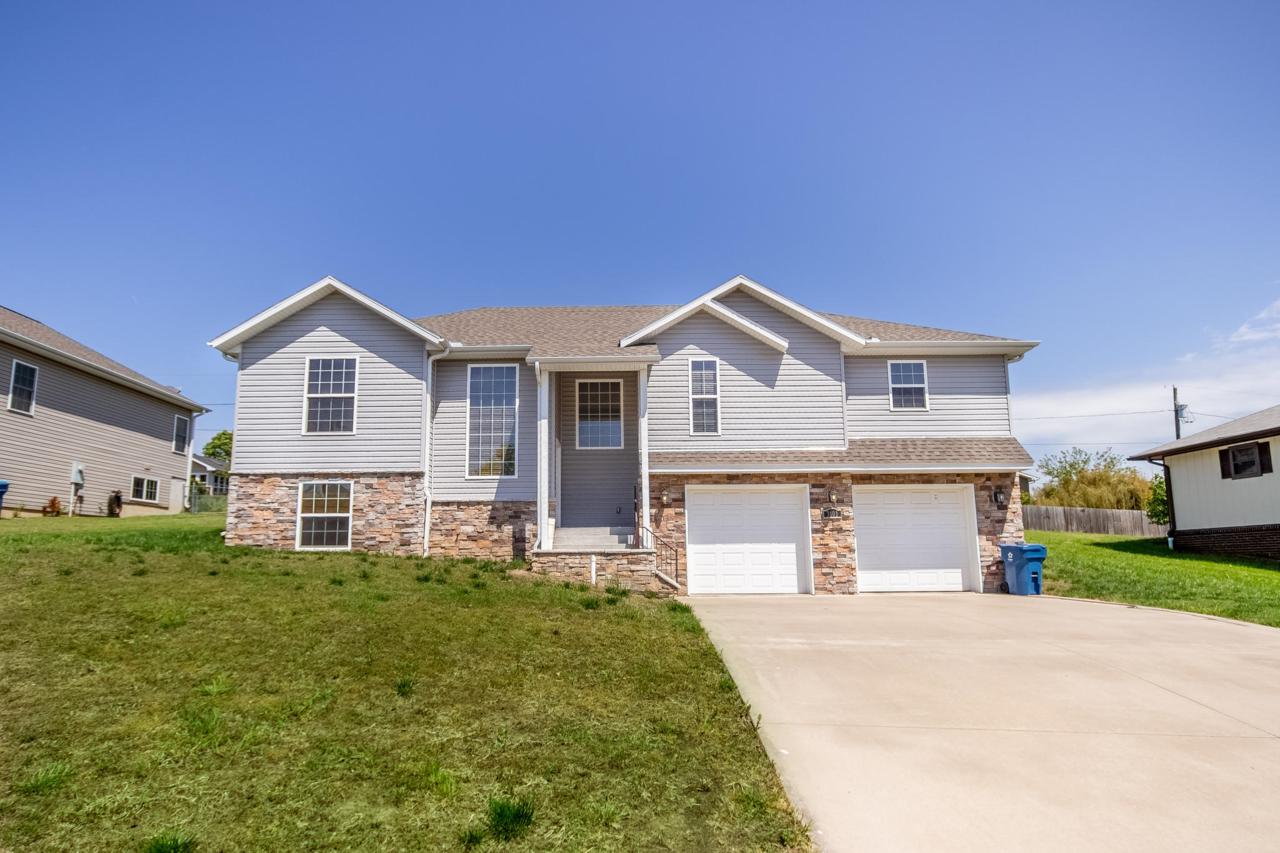 3101 Winfield Avenue - Photo 1