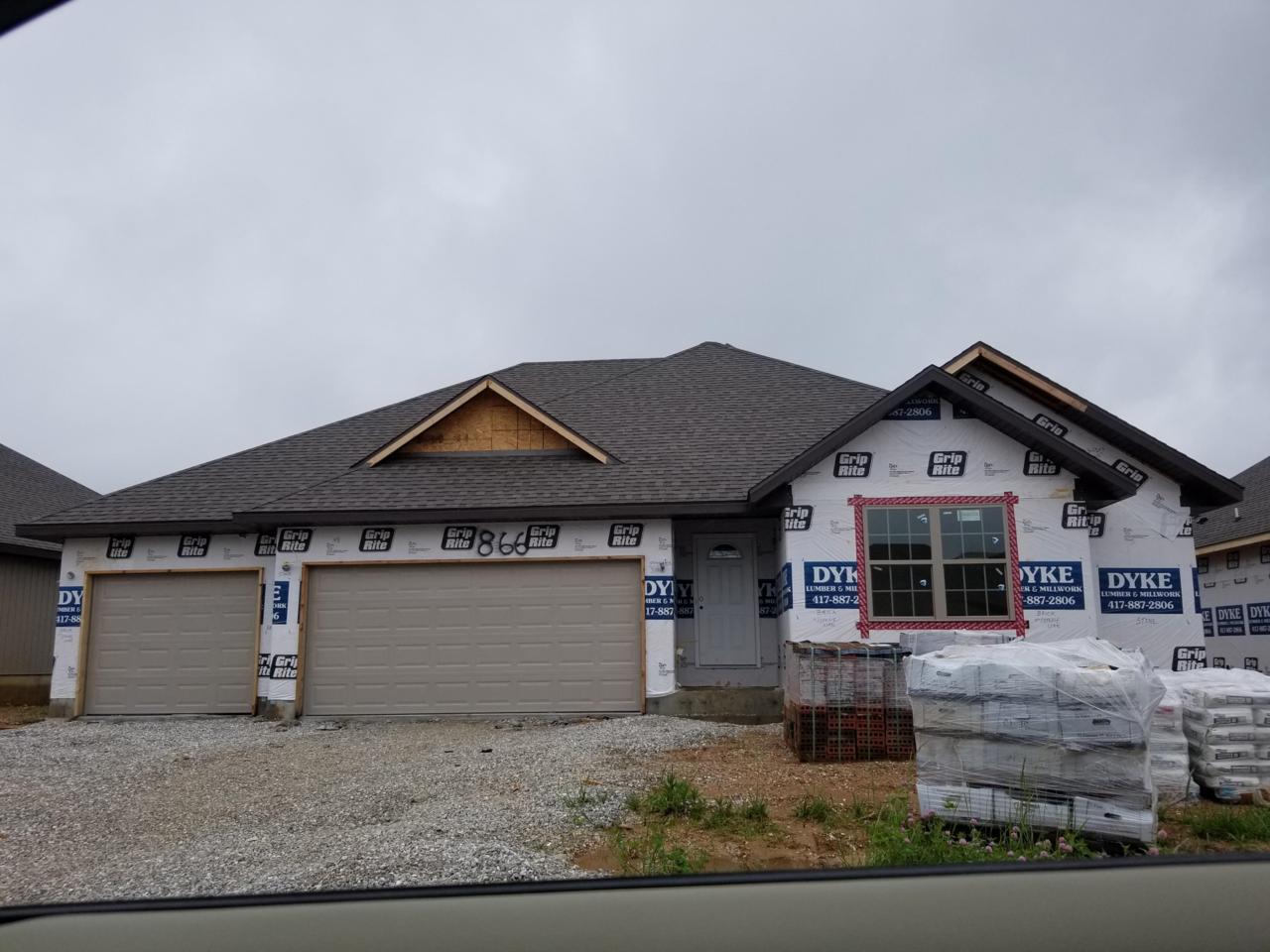 866 Dyann Drive - Photo 1