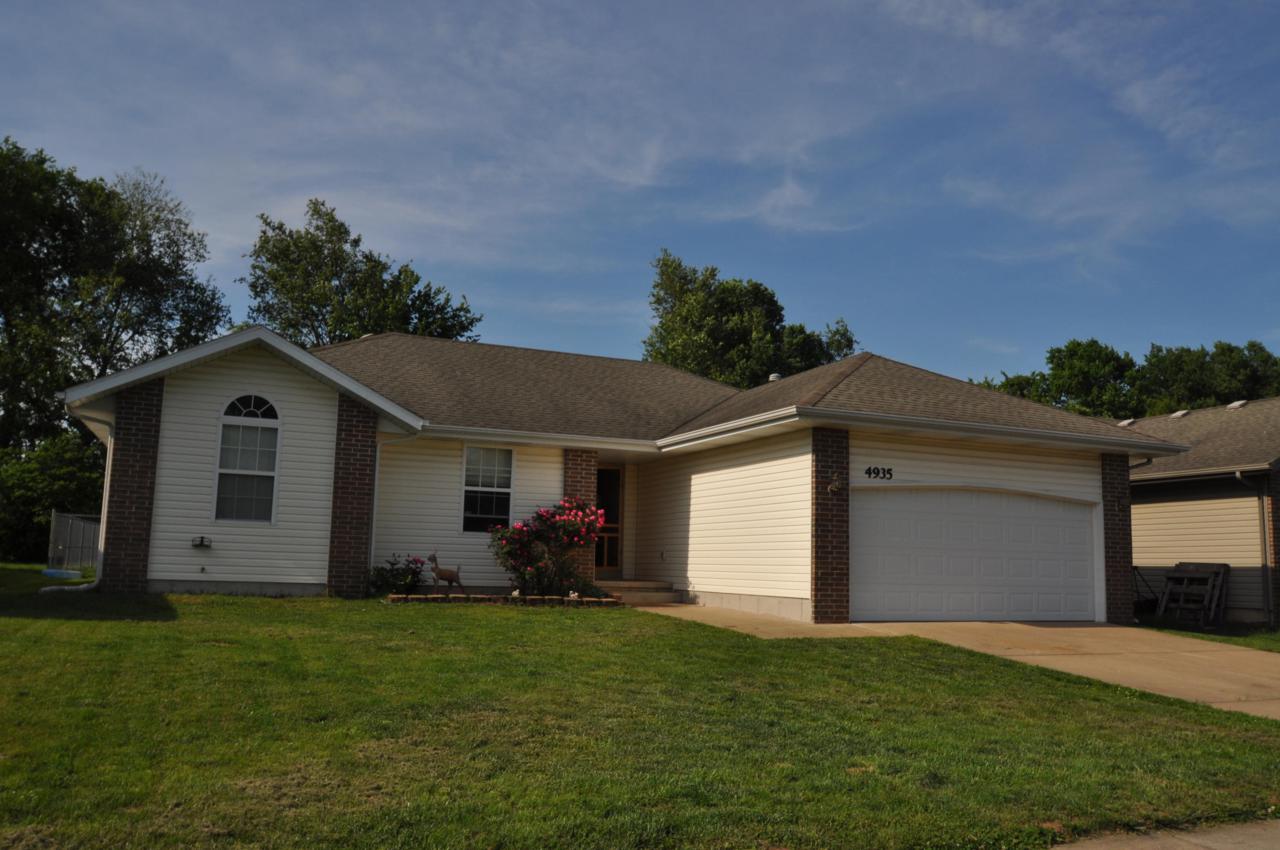 4935 Tarkio Street - Photo 1