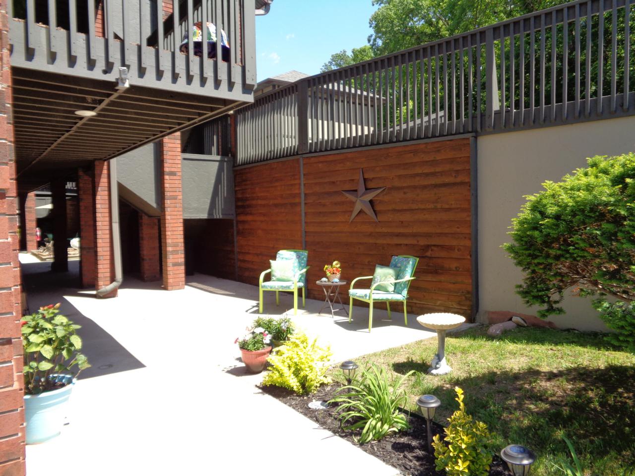 150 Sunken Forest Dr. Bldg 8-212 - Photo 1