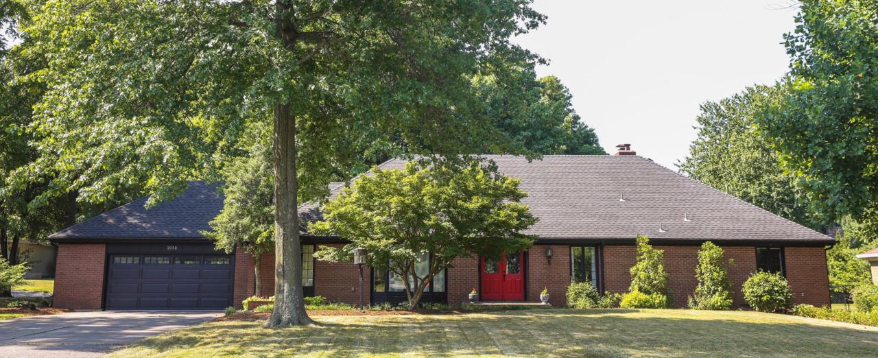1030 Brookside Drive - Photo 1