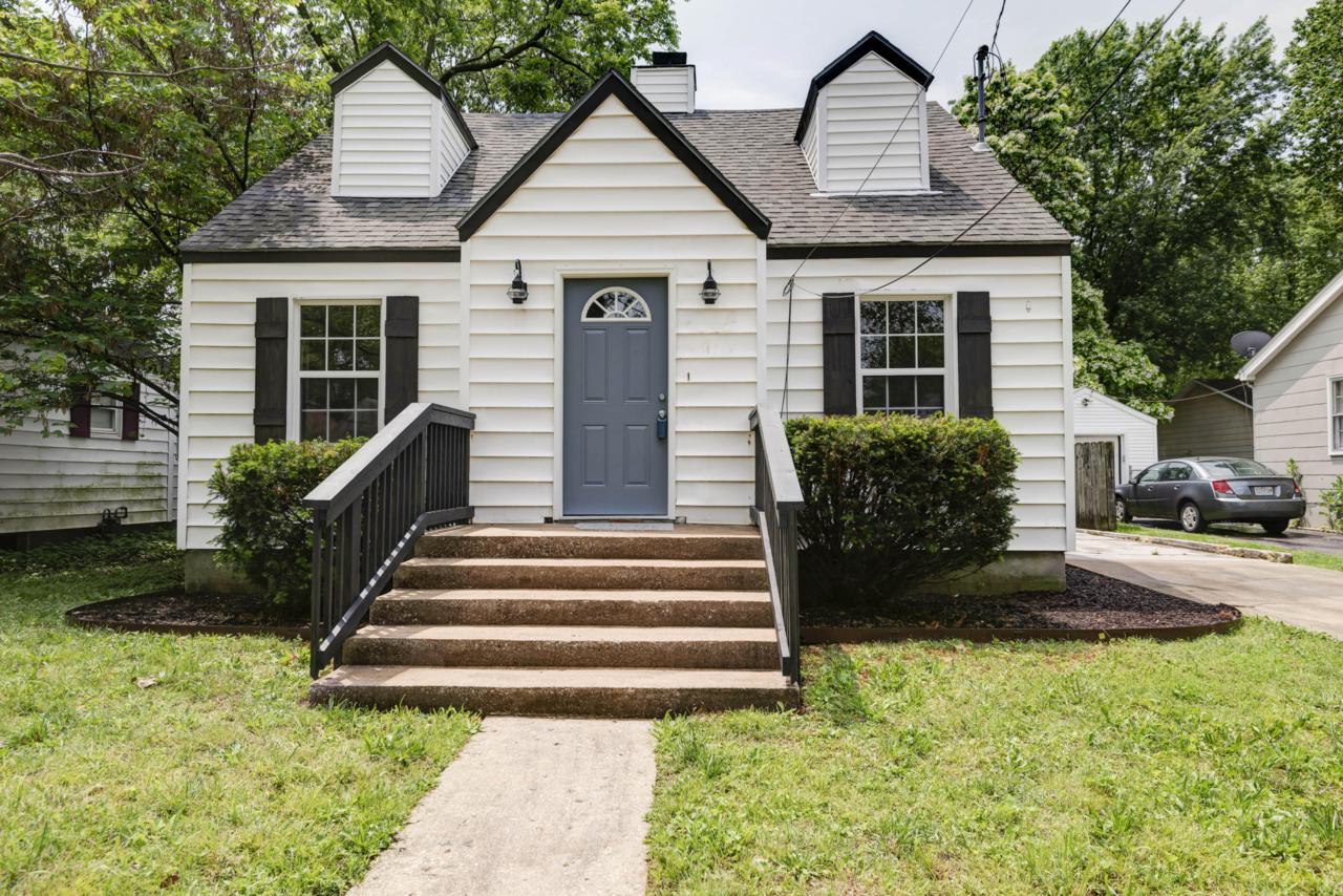 1734 Walnut Street - Photo 1