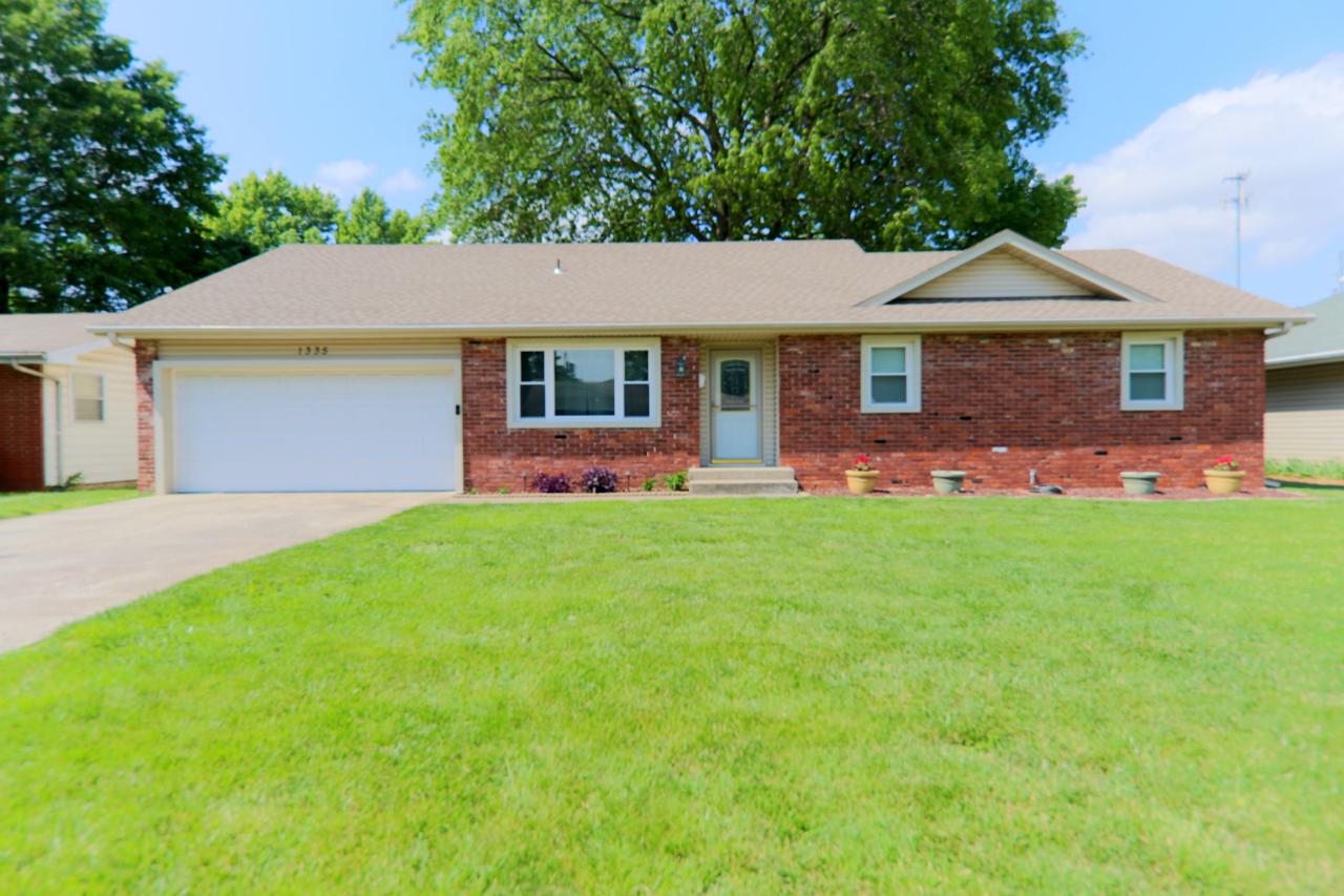 1335 Edgewood Street - Photo 1