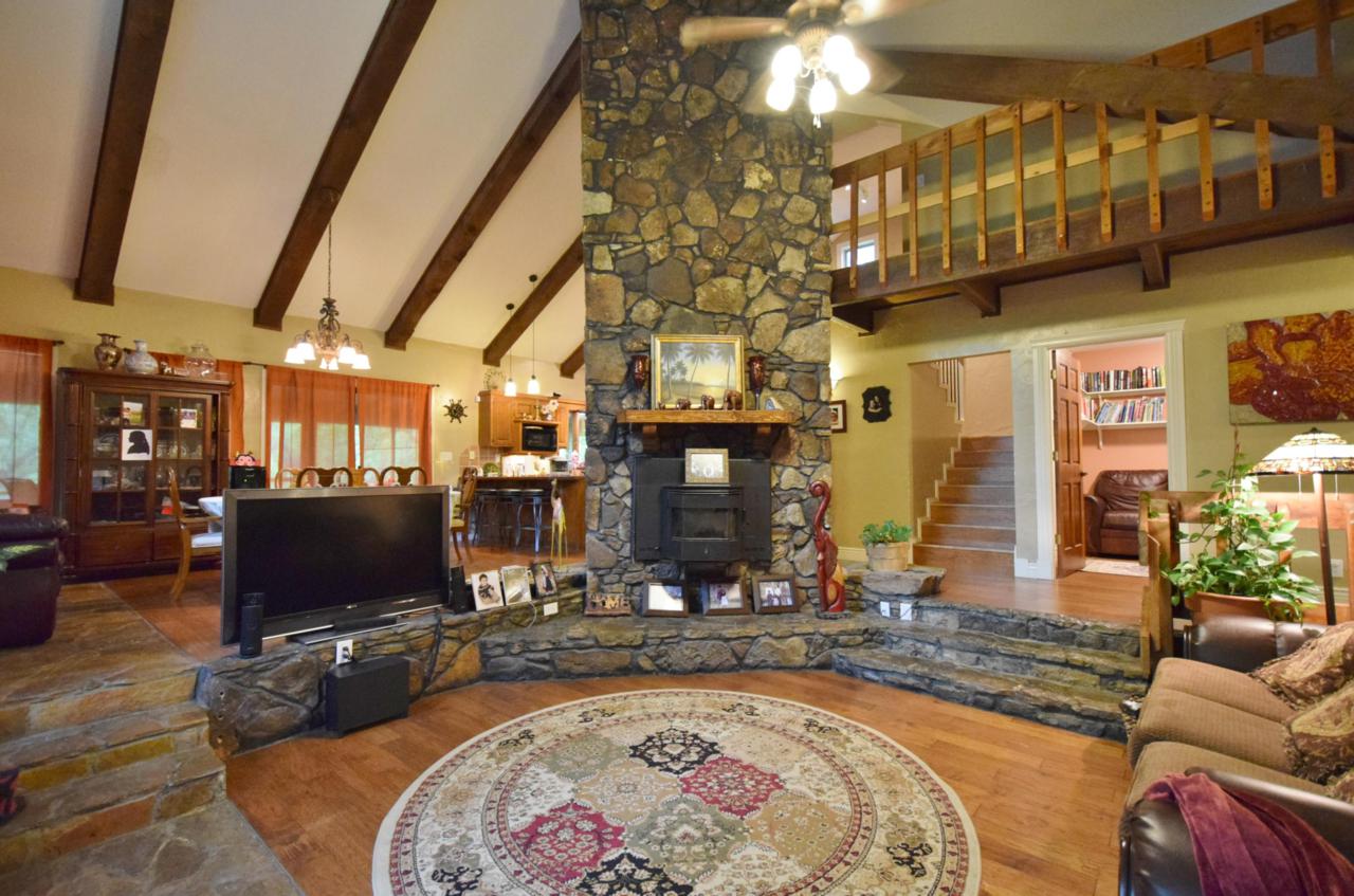 222 Sunset - Photo 1