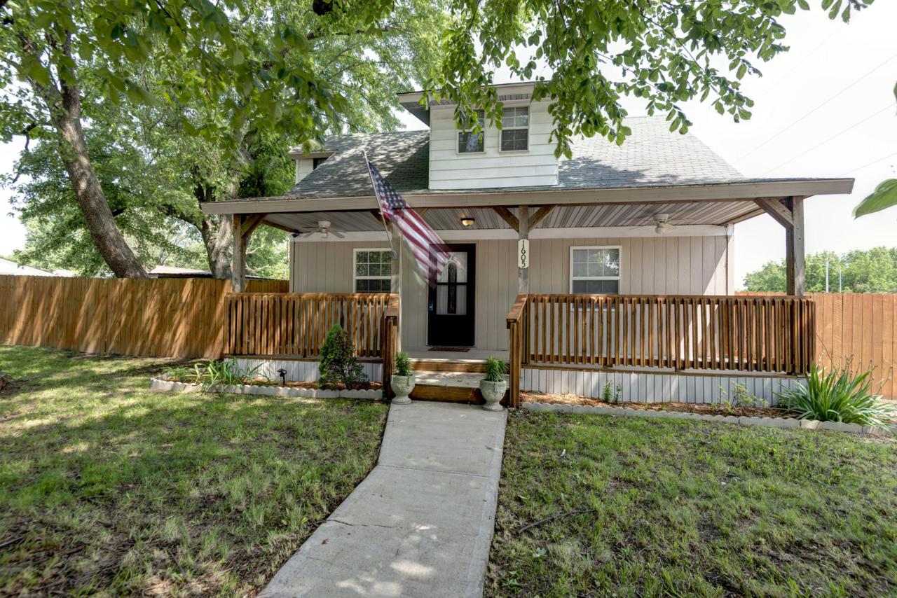 1605 High Street - Photo 1