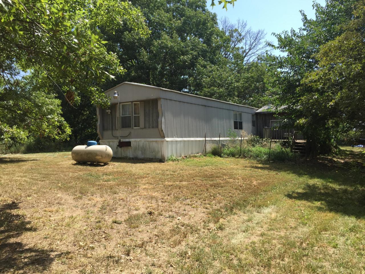 Rr4 Box 1282 - Photo 1