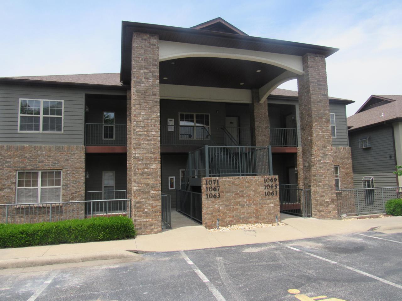 1069 Golf Drive - Photo 1