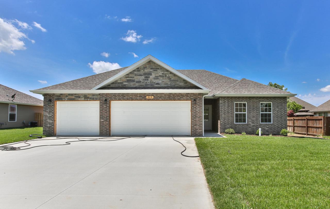919 Ridgemont Road - Photo 1