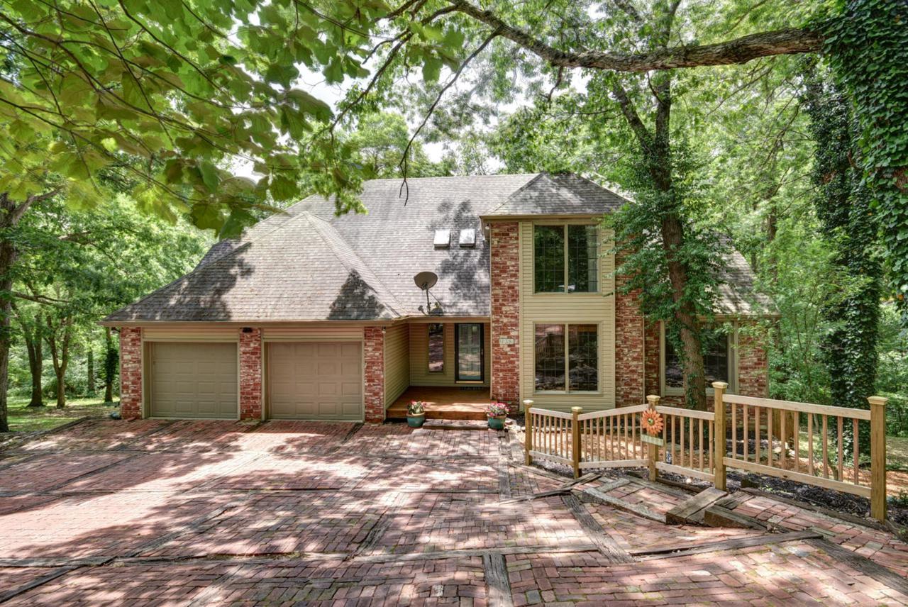 1953 River Avenue - Photo 1