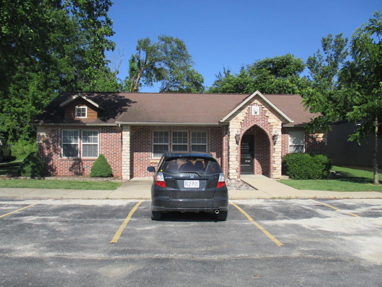 913 Main Street - Photo 1