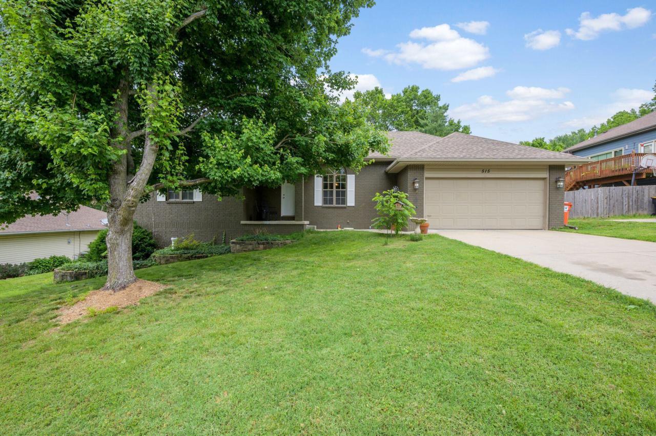 515 Mcarthur Drive - Photo 1