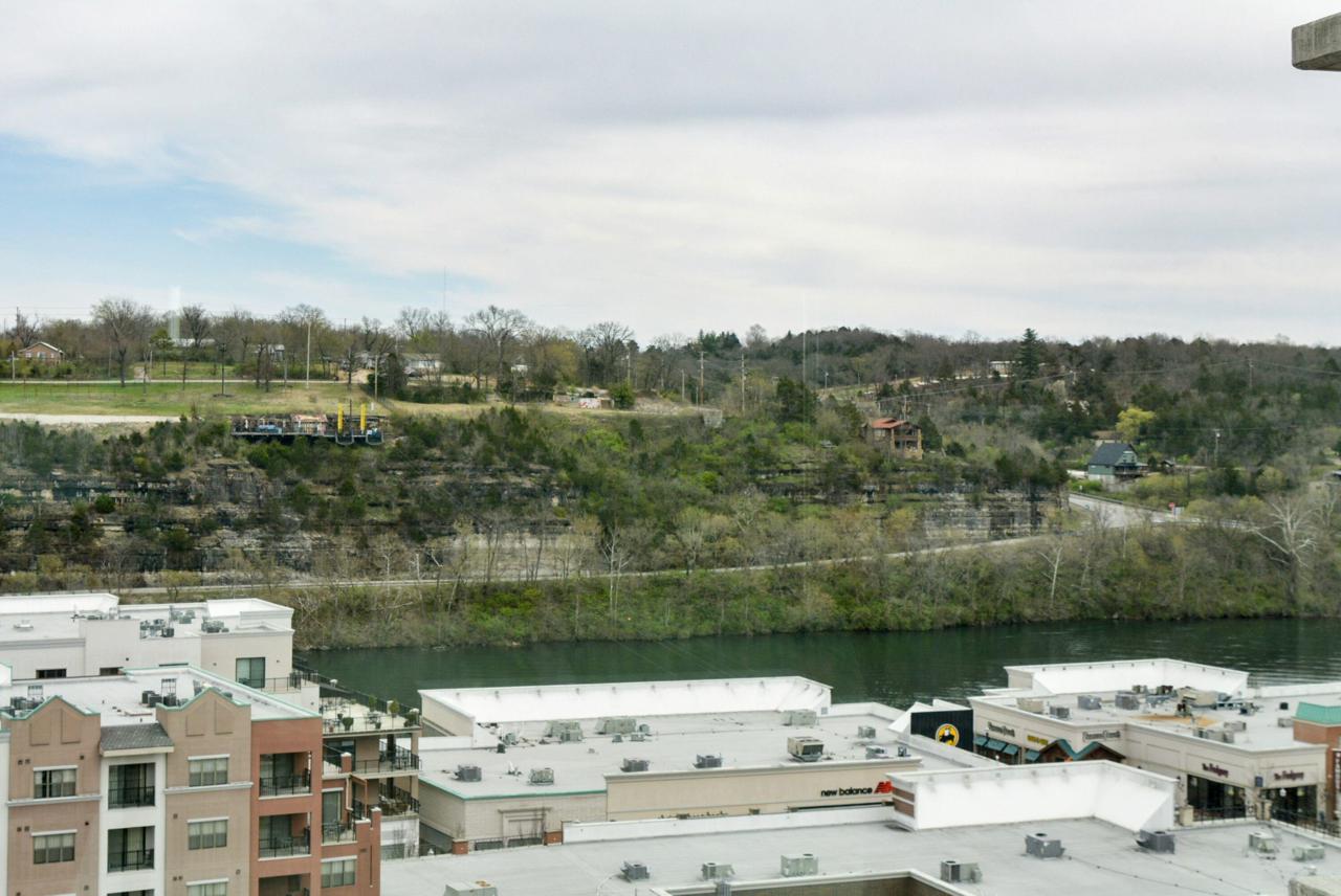 200 Sycamore Street - Photo 1
