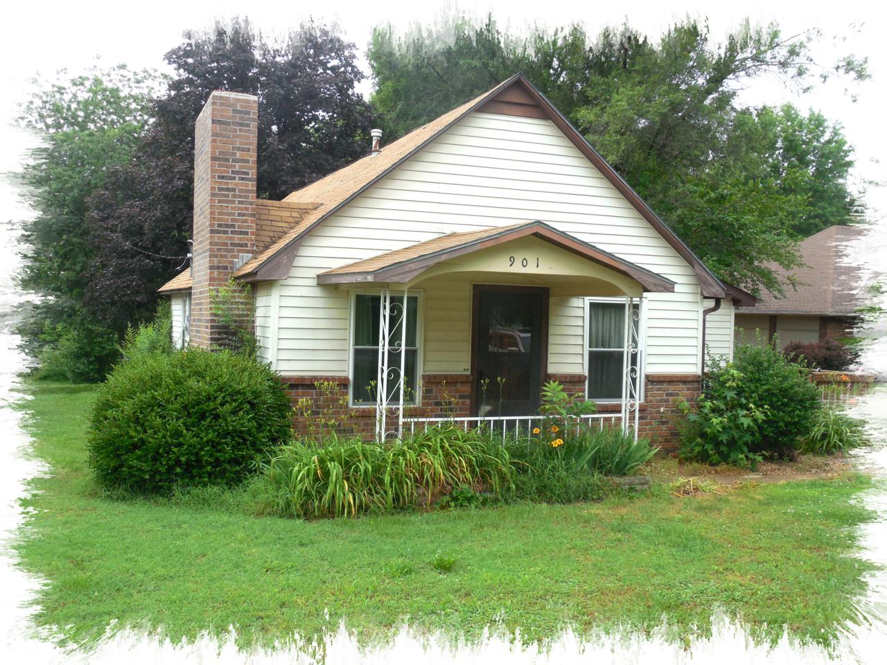 901 Oakland Avenue - Photo 1