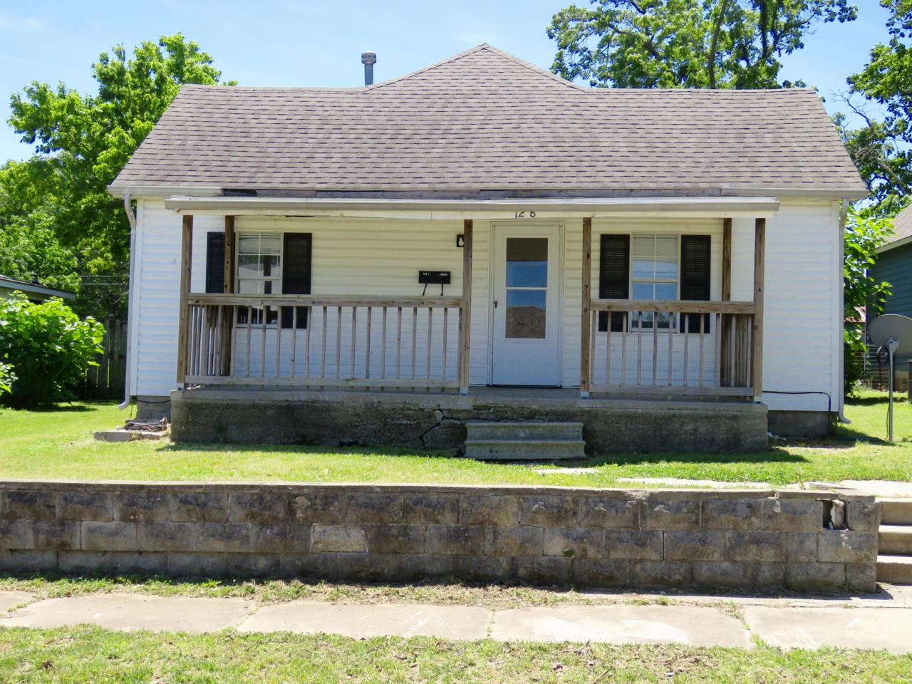 728 Austin Street - Photo 1